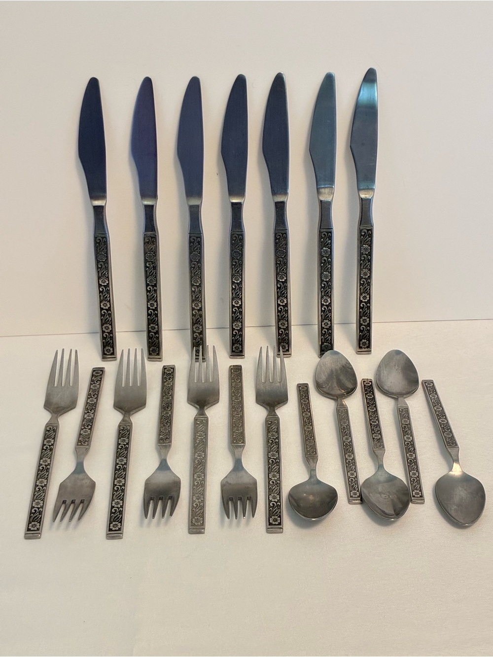 Gold Standard Japan Night Blossom MCM Vintage Stainless Flatware 19 Pieces